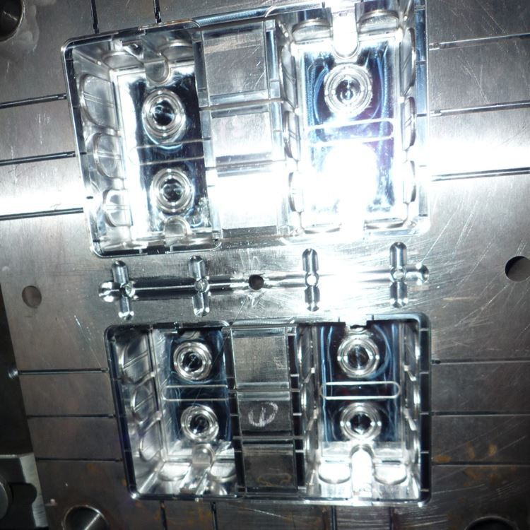 Rhagofalon ar gyfer mowldio chwistrelliad plastig