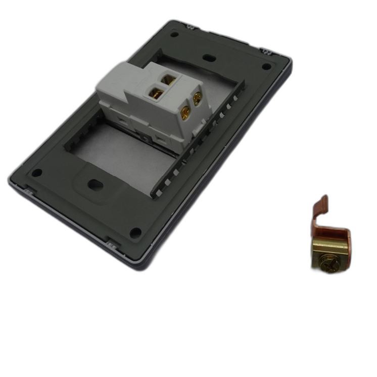 Archwiliad stampio metel